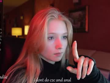 girl bestblondiiecb capture image #3896040