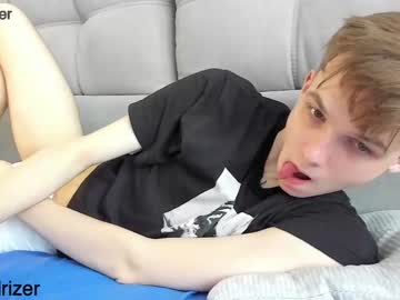 man horny_jerk_roy_prick2001 capture image #1614171
