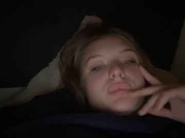 girl heyitzhailey capture image #2388290