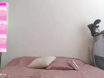 girl petitebrat capture image #4539600