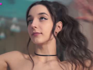 girl angels_kiss capture image #3482817
