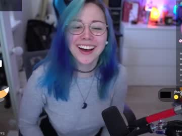 girl blue_mooncat capture image #4671664