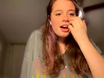 girl krissykream69 capture image #6877697