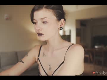 girl auddicted capture image #1900730