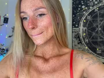girl artease capture image #5556668