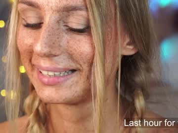 girl artease capture image #5355651
