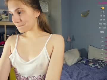 girl youne_and_beautiful capture image #4653564