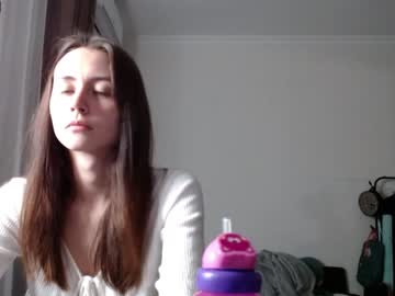 girl valents_cherry capture image #1386076
