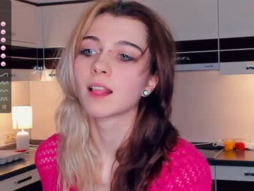 girl deliaderrick capture image #6034393