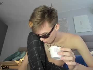 man horny_jerk_roy_prick2001 capture image #1119362