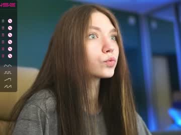 girl angels_kiss capture image #4537483