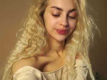 girl cuteelsa_ capture image #5318101