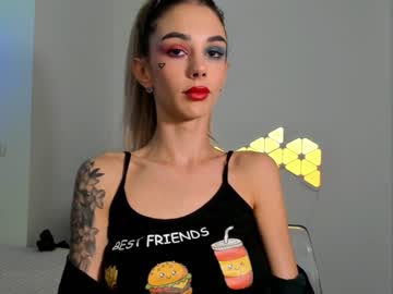 girl hotfallingdevil capture image #2978097