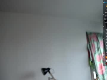 couple frutti_looops capture image #2311365