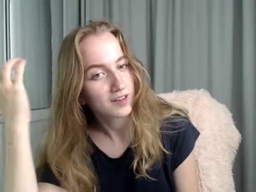 girl nearsaturn capture image #2444296