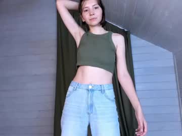 girl chelsealight capture image #2508010