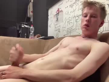 man heythe21 capture image #4439990