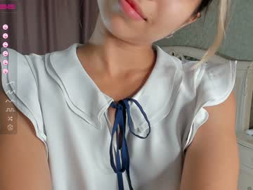 girl mooon_and_sun capture image #5010777