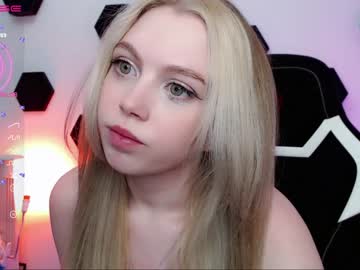 girl small_blondee capture image #4048156