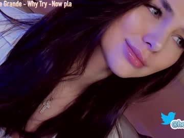 girl hollyextra capture image #2537326