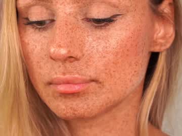 girl artease capture image #5693650