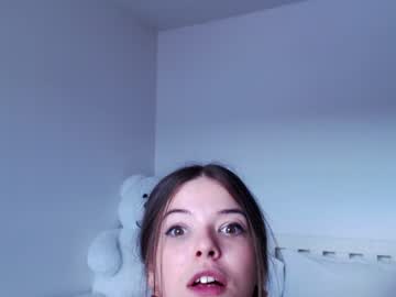 girl christine_horny capture image #561676