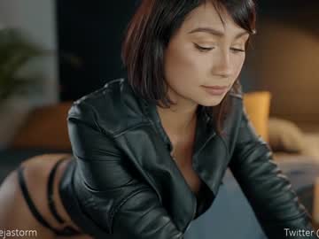 girl alejastorm capture image #5604044