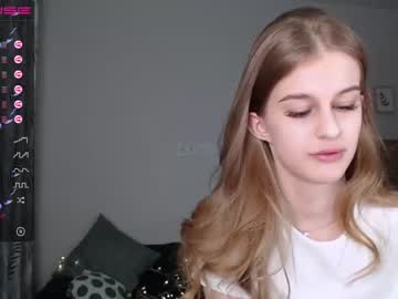 girl mila_cuteee capture image #1313582