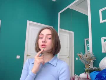 girl adelewilson__ capture image #837918