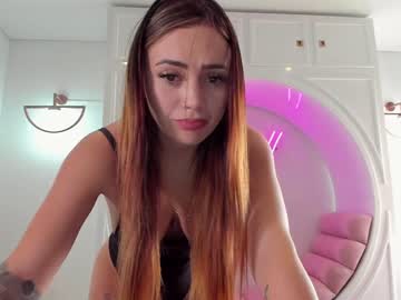 girl ashlyeroberts1 capture image #2398642