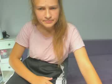 girl dina__di capture image #2547408