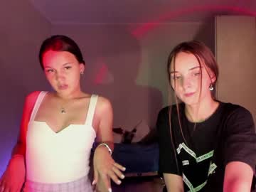 girl golden_bag capture image #2478393