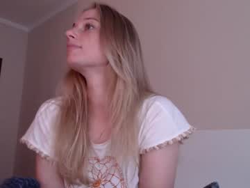 girl magic_couple13 capture image #5118685