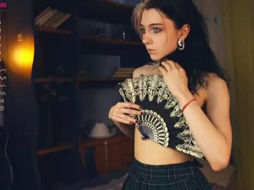 girl deliaderrick capture image #6860041