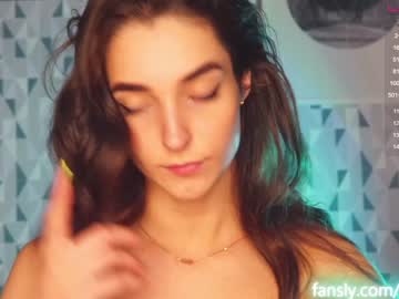 girl angels_kiss capture image #2307961