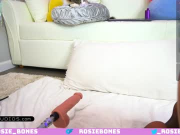 girl rosiebones capture image #5811608