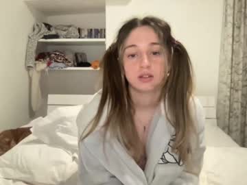 girl lilmills capture image #1023188