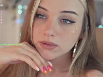 girl mia_milagros capture image #2086312