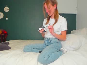 girl innocentprovenguilty capture image #3455042