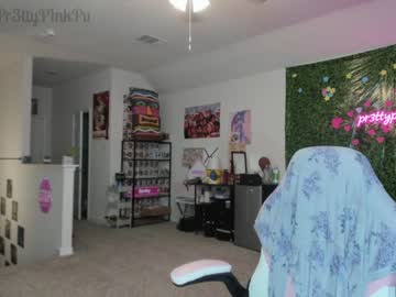 girl pr3ttyp1nkpussy capture image #2517460