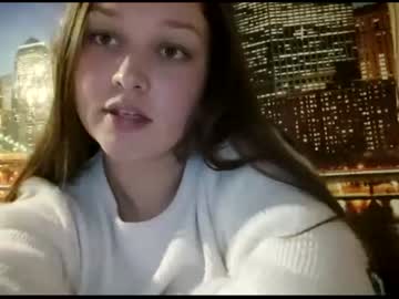 girl violetta__kiss capture image #1633078