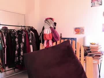 girl alone_together_ capture image #5860753