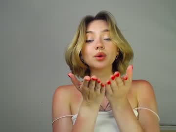 girl adelewilson__ capture image #4743362