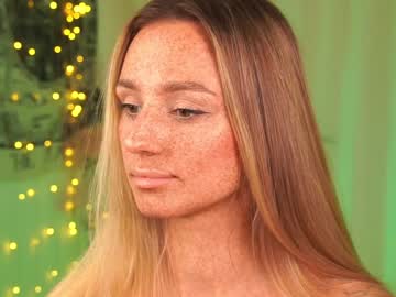 girl artease capture image #5693351