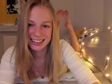 girl magic_couple13 capture image #6095792