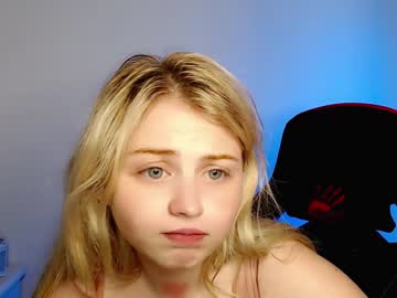 girl shy_blondiee capture image #3777654