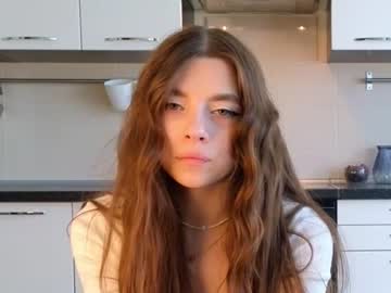 girl philomenagallant capture image #6934098