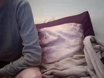 couple op64bit capture image #3877241