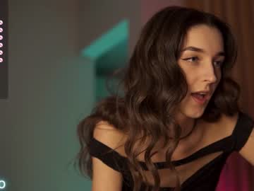 girl angels_kiss capture image #5845729
