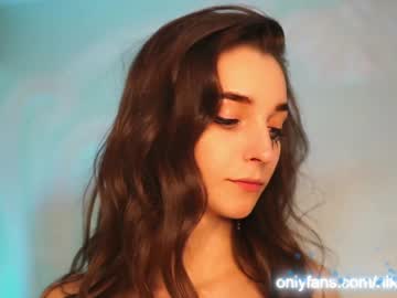 girl angels_kiss capture image #355844